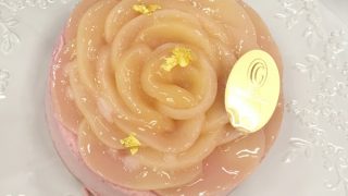 母の日にお花とケーキのセット!「バラ咲き桃のアントルメ」がおいしそう イイハナ・ドットコム