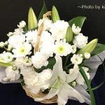 秋のお彼岸にお供えのお花を贈る アレンジメント「ペルラ」